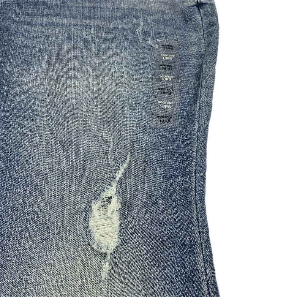 NWT Sonoma Petite Short 18PS Mid Rise Bootcut Jeans Light Wash Distressed 18 - Picture 10 of 16